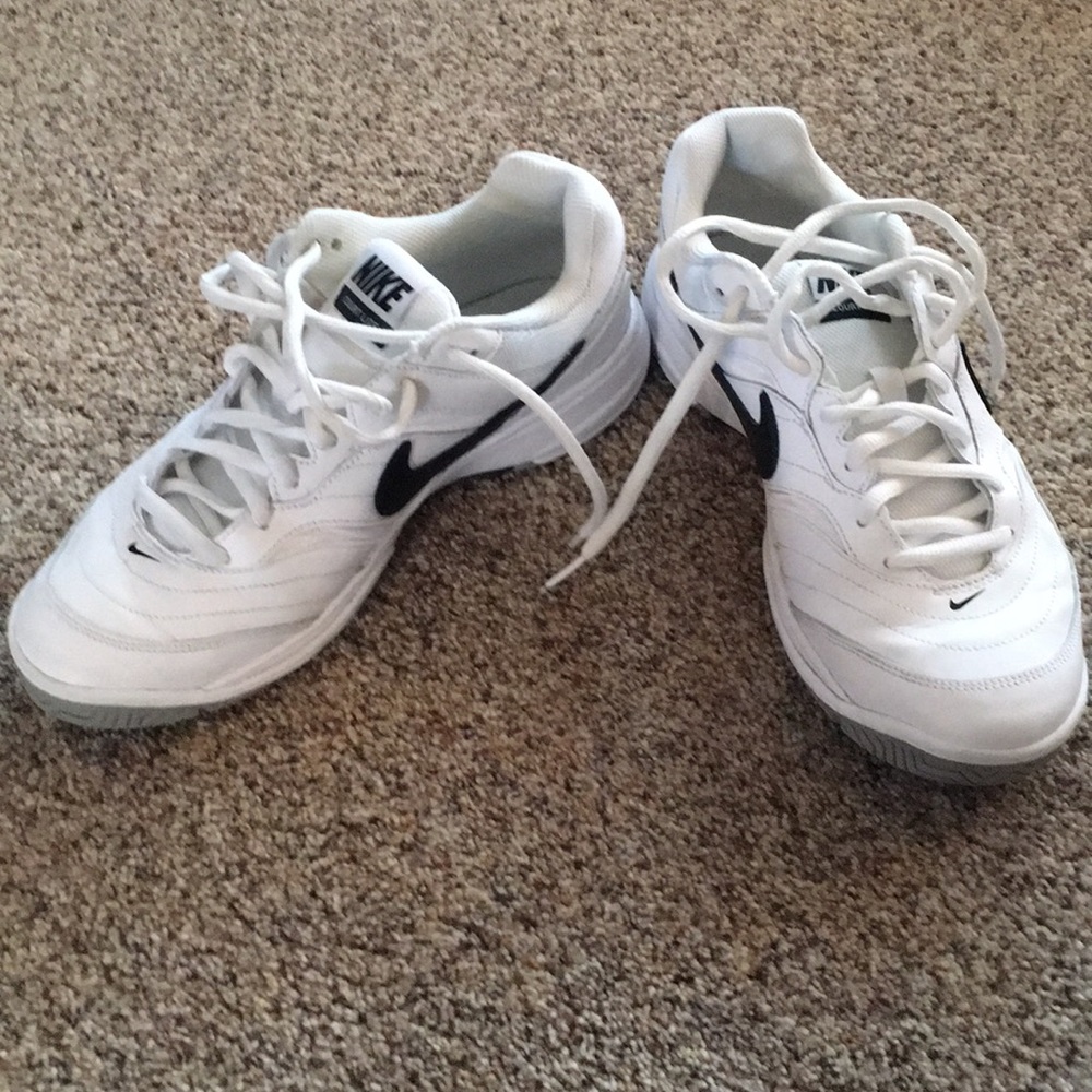 Men’s Nike Tennis shoes.